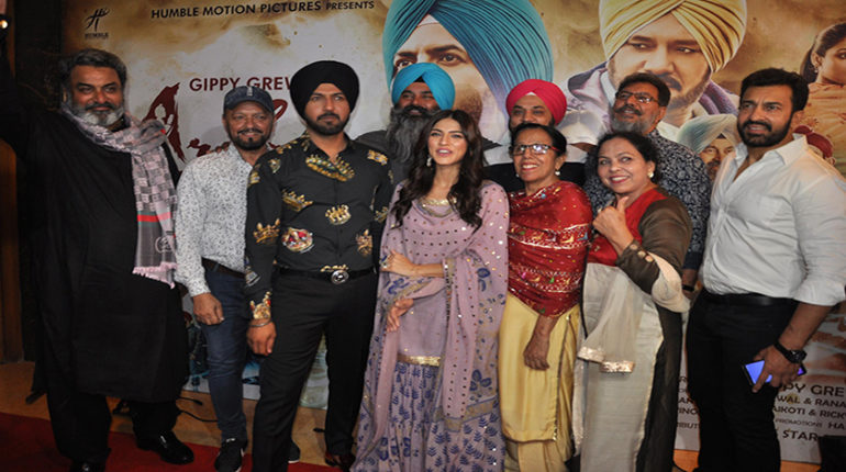 Cast & Crew team of Ardaas Karaan at the music launch (2) (Copy)
